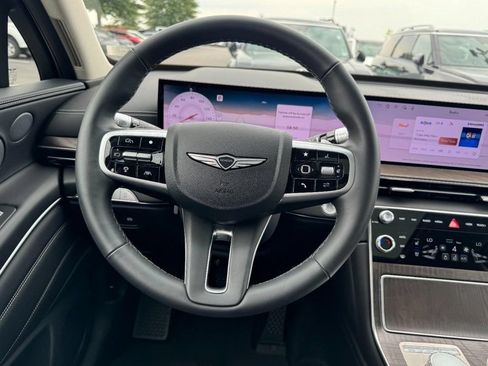 Certified 2026 Genesis GV80 2.5T Advanced AWD/4WD image 13