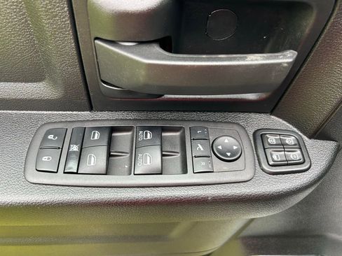 Used 2024 RAM 3500 Tradesman w/ Towing Technology Group AWD/4WD image 15