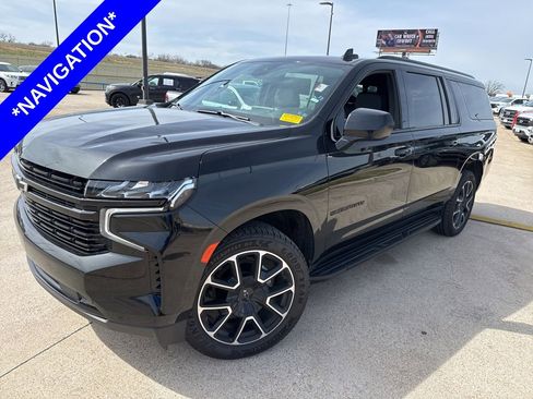Used 2024 Chevrolet Suburban RST image 1