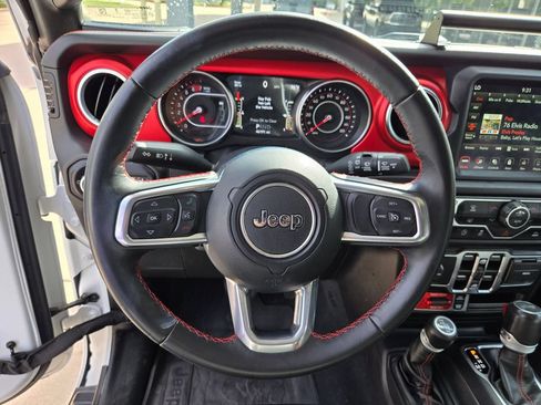 Used 2022 Jeep Wrangler Unlimited Rubicon w/ LED Lighting Group AWD/4WD image 15