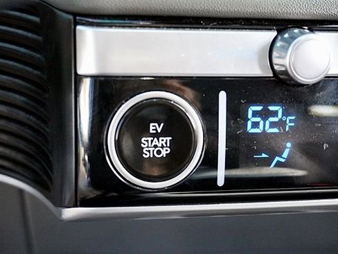 Certified 2024 Hyundai Ioniq 5 SEL image 29