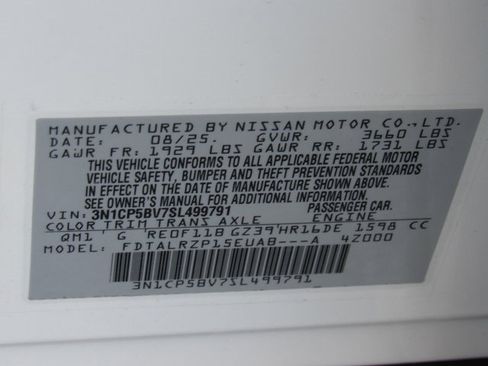 New 2025 Nissan Kicks Play S image 13