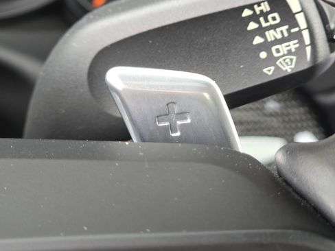 Used 2017 Porsche 911 Turbo image 24