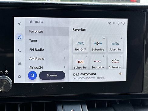 Used 2024 Toyota RAV4 XLE w/ Convenience Package FWD image 38