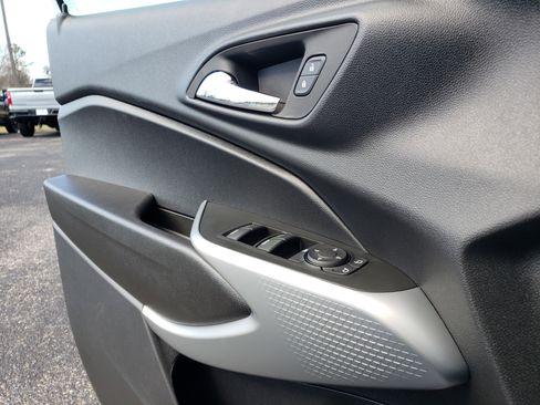 New 2026 Chevrolet Trax RS image 12