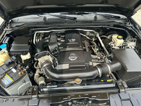 Used 2014 Nissan Frontier SV AWD/4WD image 21