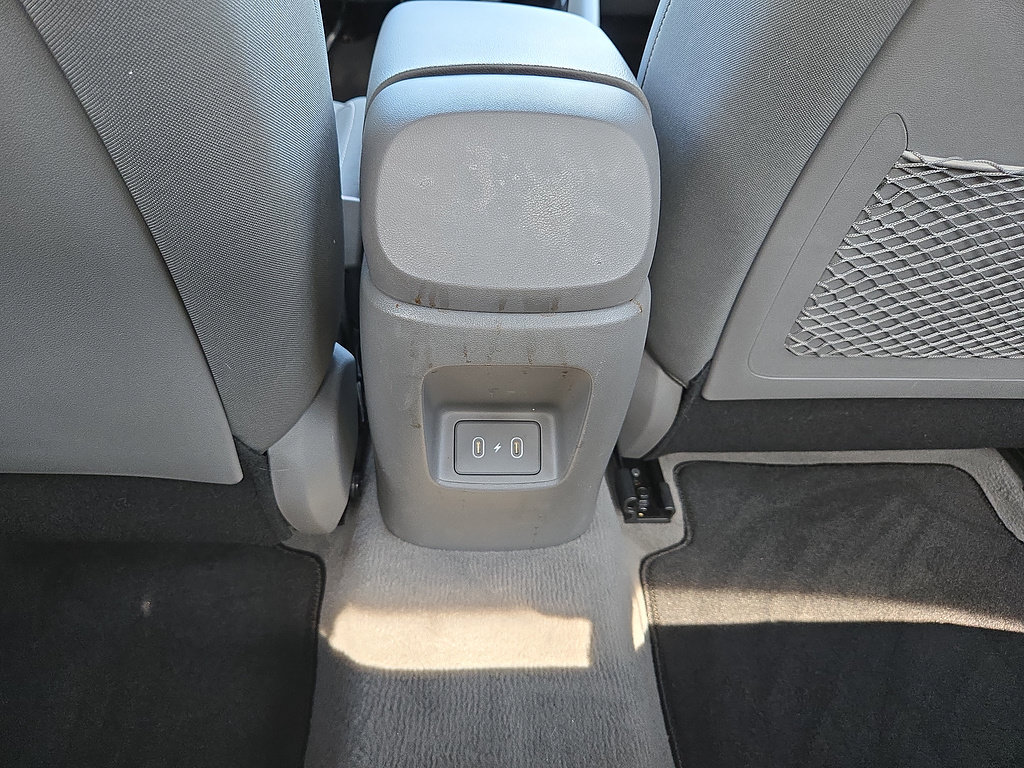 Certified 2025 Hyundai Elantra SEL FWD image 12