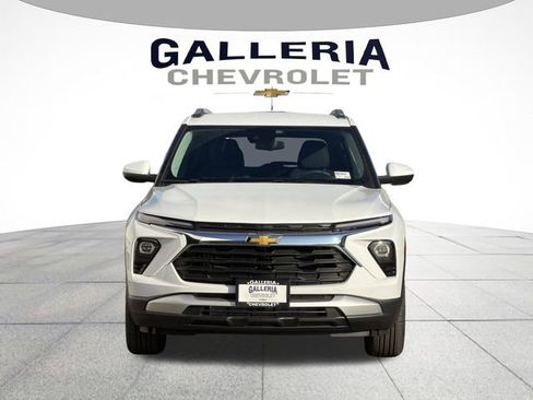 New 2026 Chevrolet TrailBlazer LT w/ Driver Confidence Package image 3