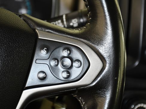 Used 2015 Chevrolet Colorado W/T RWD image 24
