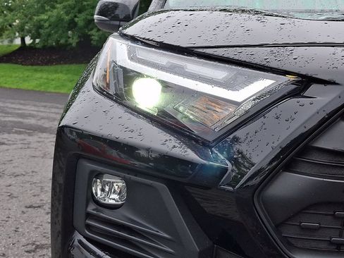 Used 2022 Toyota RAV4 Adventure AWD/4WD image 11