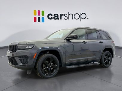 Used 2023 Jeep Grand Cherokee Altitude