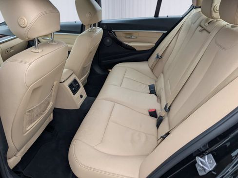 Used 2017 BMW 340i xDrive Sedan image 11