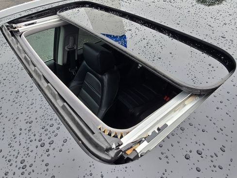 Certified 2022 Honda CR-V Touring image 19