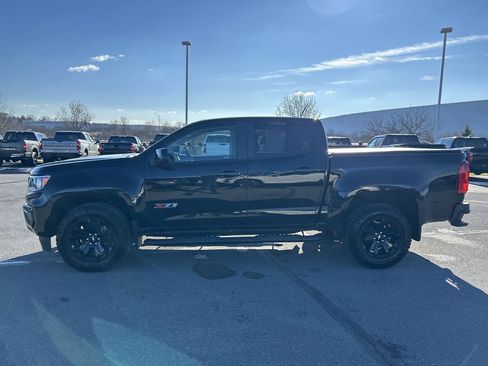 Used 2022 Chevrolet Colorado Z71 w/ Z71 Midnight Edition image 4