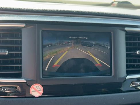 Used 2024 Chrysler Voyager LX image 24