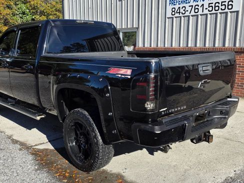 Used 2014 Chevrolet Silverado 2500 LTZ w/ LTZ Plus Package AWD/4WD image 5