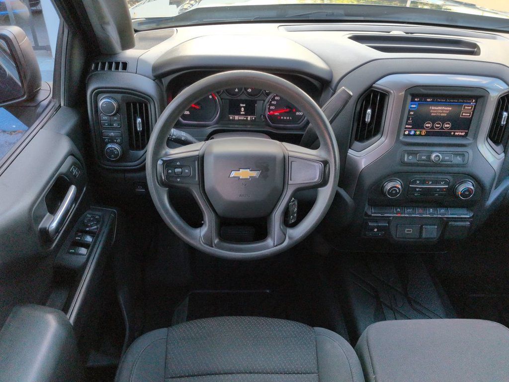Used 2020 Chevrolet Silverado 1500 Custom w/ Custom Value Package AWD/4WD image 16