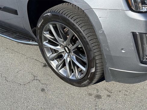 Used 2020 Cadillac Escalade ESV Luxury w/ Escalade Sport Edition image 9