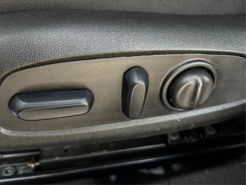 Used 2024 Chevrolet Malibu LT FWD image 25