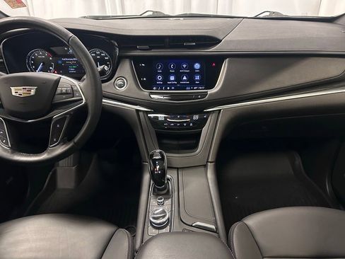Used 2022 Cadillac XT5 Premium Luxury w/ LPO, Floor Liner Package FWD image 12
