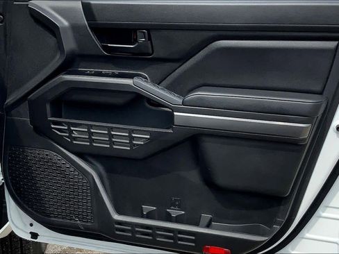 Used 2026 Toyota Tacoma SR5 image 22