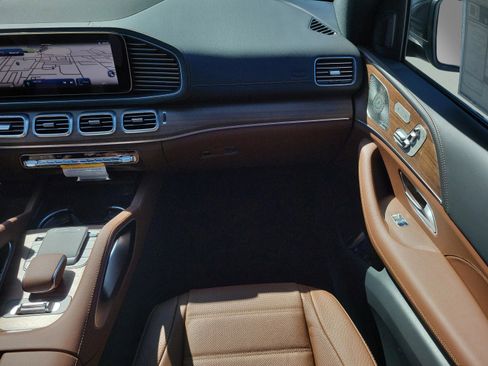 New 2026 Mercedes-Benz GLE 580 4MATIC image 14