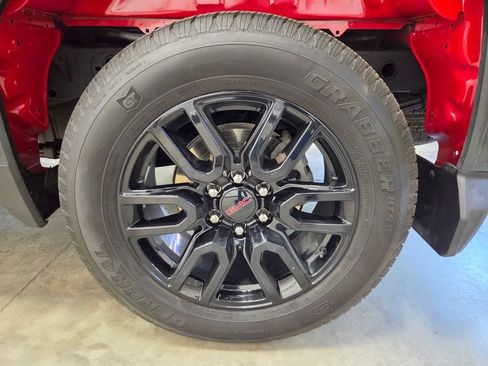 Used 2024 GMC Sierra 1500 Elevation AWD/4WD image 15