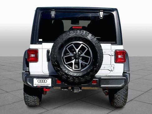 Used 2024 Jeep Wrangler Unlimited Rubicon image 4