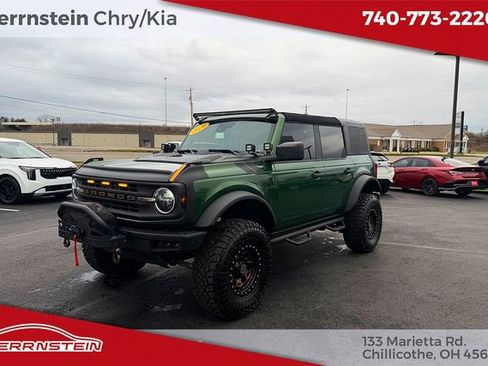 Used 2024 Ford Bronco Black Diamond image 3