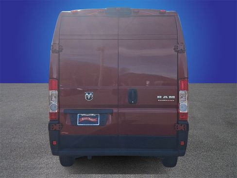 Used 2022 RAM ProMaster 2500 w/ Driver Convenience Group image 5
