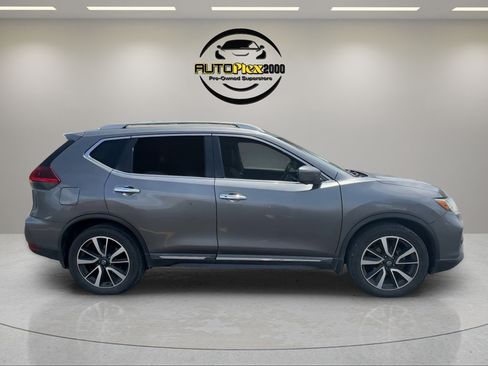 Used 2020 Nissan Rogue SL w/ Premium Package FWD image 8