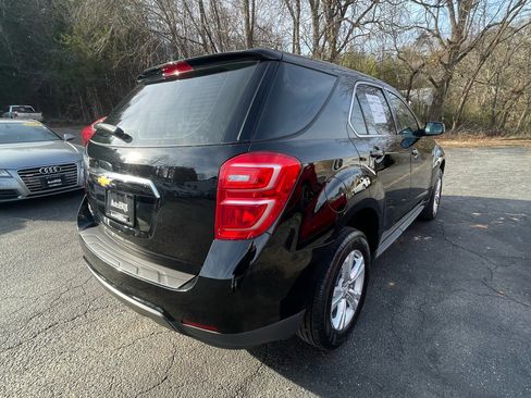 Used 2017 Chevrolet Equinox LS image 8