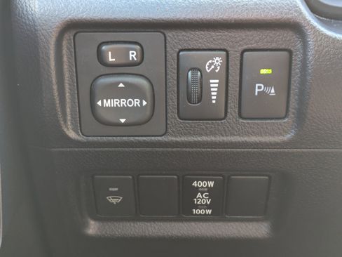 Used 2016 Toyota 4Runner Limited image 26