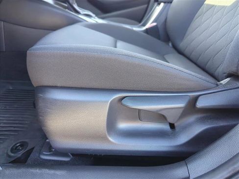 Used 2023 Toyota Corolla LE image 10