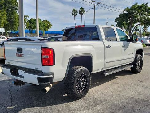 Used 2016 GMC Sierra 3500 Denali w/ Duramax Plus Package image 5
