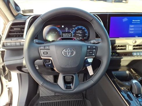 New 2026 Toyota Crown Platinum image 22