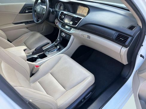 Used 2015 Honda Accord EX-L image 31