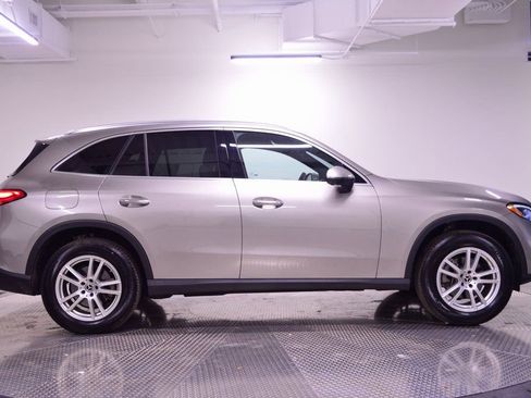 Used 2023 Mercedes-Benz GLC 300 4MATIC image 8