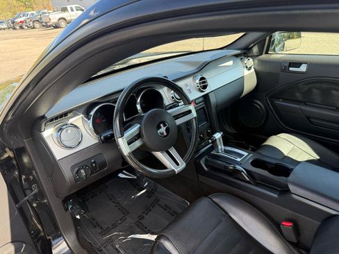 Used 2007 Ford Mustang GT Premium RWD image 28
