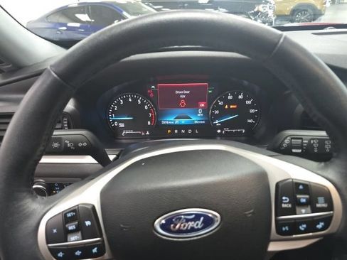 Used 2024 Ford Explorer XLT AWD/4WD image 20