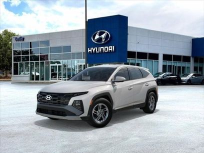 New 2025 Hyundai Tucson SE