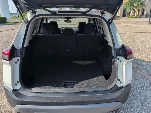 Used 2023 Nissan Rogue SV AWD/4WD image 20
