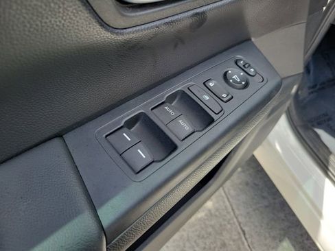 Used 2023 Honda CR-V Sport image 13