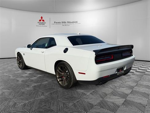 Used 2021 Dodge Challenger SRT Hellcat Redeye image 7