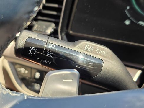 Used 2023 Kia Sportage EX image 42