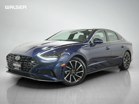 Used 2021 Hyundai Sonata Limited FWD image 1