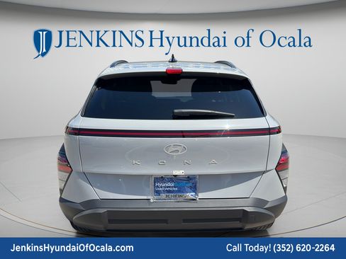 Certified 2024 Hyundai Kona SEL FWD image 4