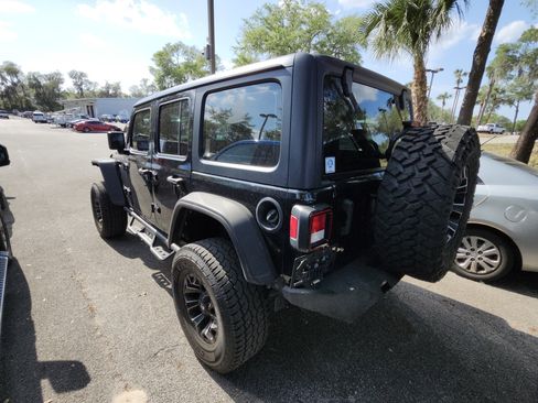Used 2019 Jeep Wrangler Unlimited Sport AWD/4WD image 10
