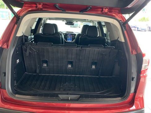 Used 2023 Subaru Ascent Limited w/ Technology Package AWD/4WD image 9