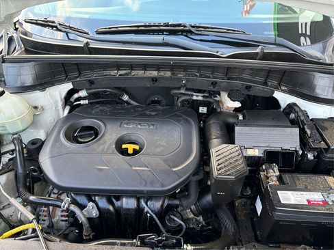 Used 2017 Hyundai Tucson SE image 11